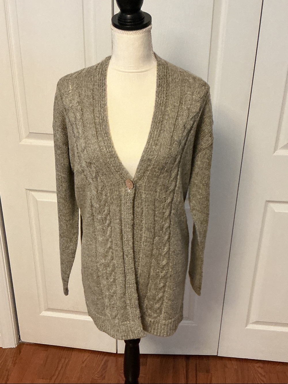 united states sweaters Heather Gray Cable Knit V-Neck Cardigan
